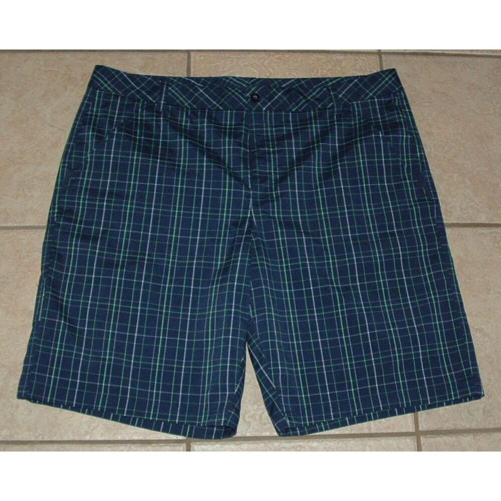 LIKE NEW Navy Blue Plaid Mens Sz 40 Stretchy Athletic Shorts Pockets FILA SPORT
